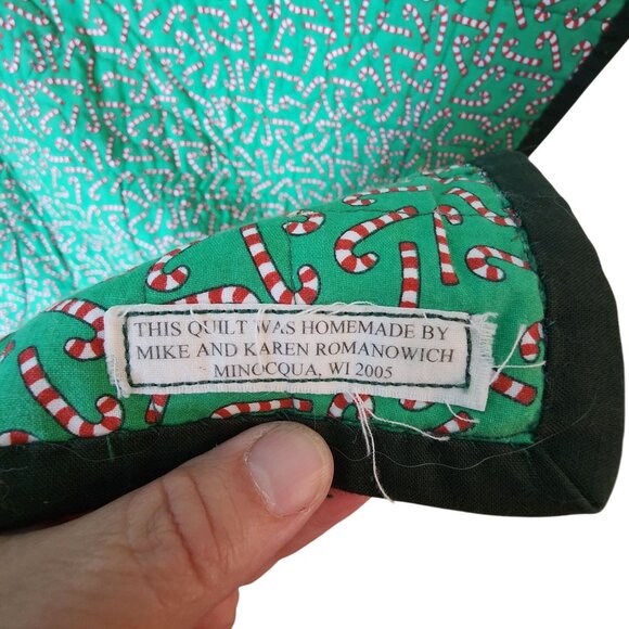 Handmade Christmas Quilt With Stocking Design - Picture 3 of 3